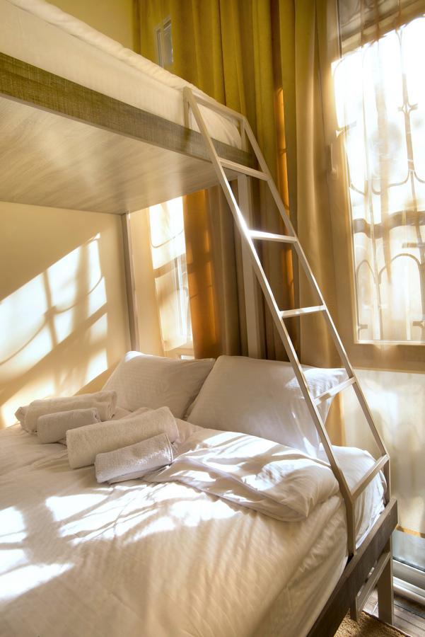 Magnolia Hostel 예레반 외부 사진