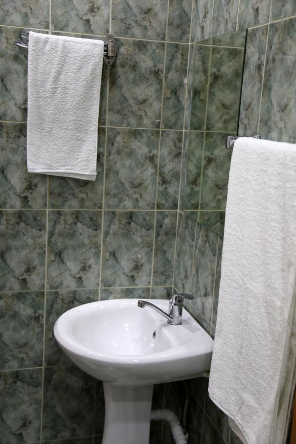 Magnolia Hostel 예레반 외부 사진