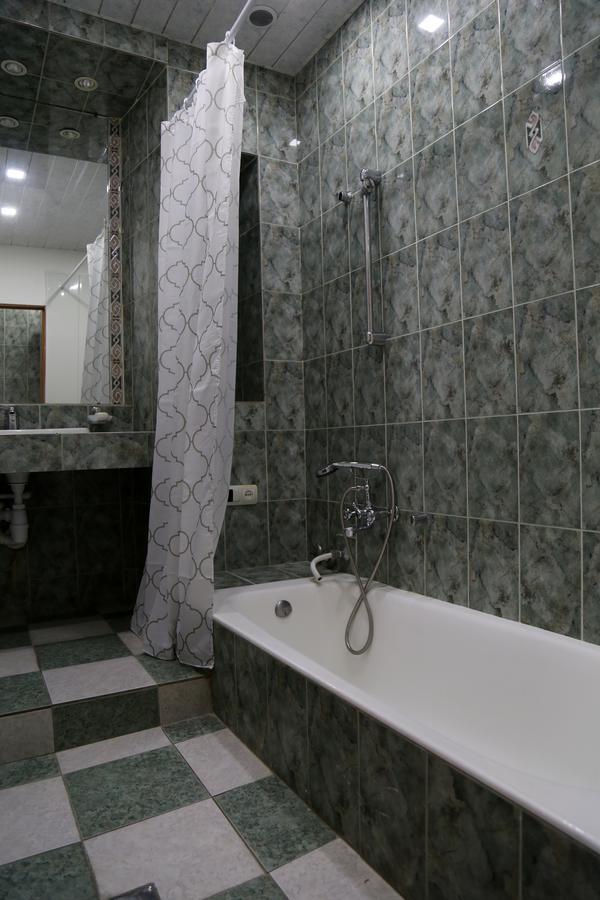 Magnolia Hostel 예레반 외부 사진